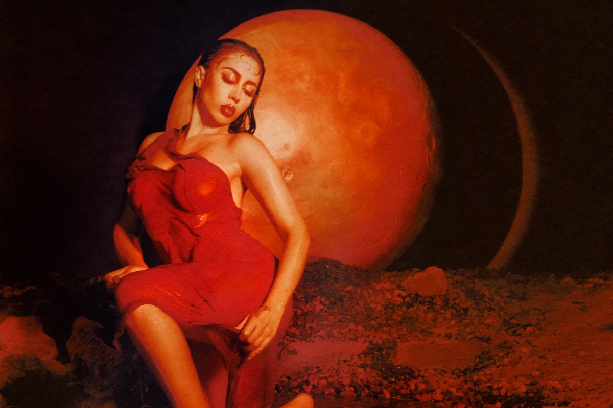 Kali-Uchis-Red-Moon-In-Venus-Cover